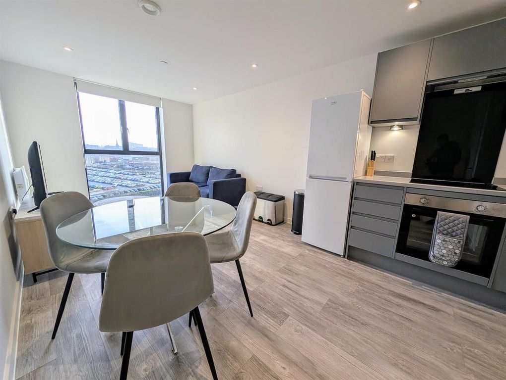 Property photo 3 of 8 Dining Area.Jpg