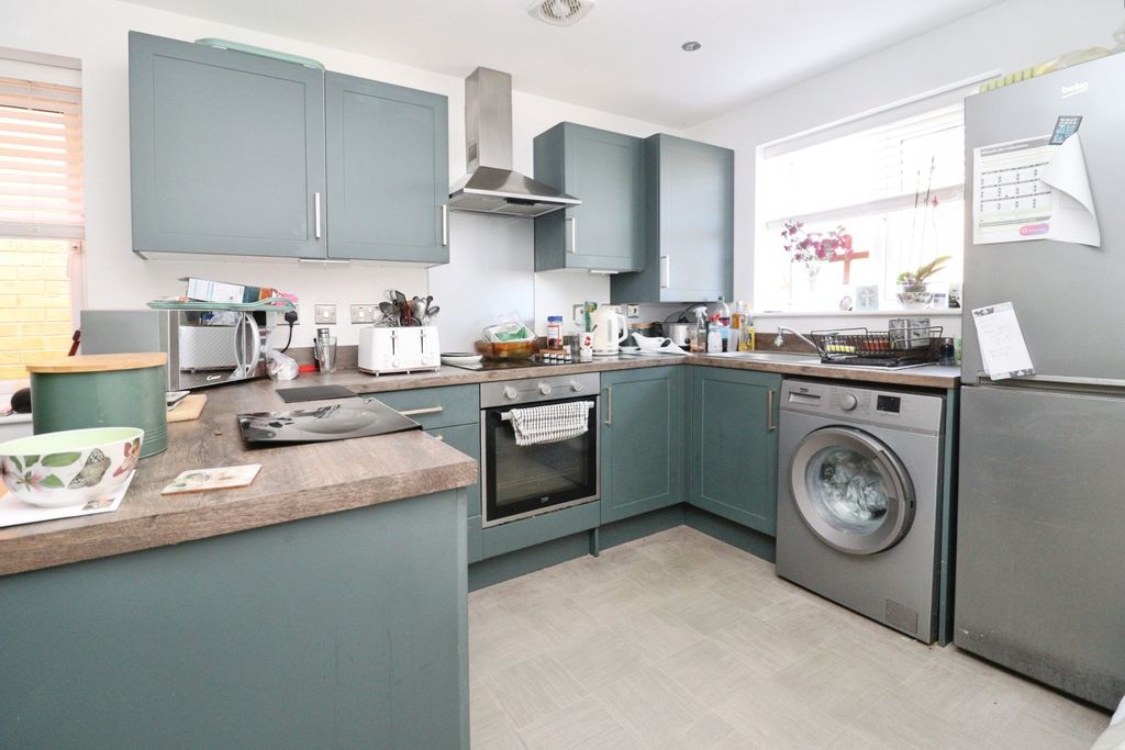 Property photo 2 of 13 Img_0336