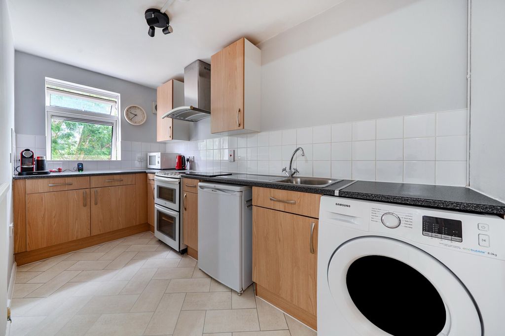 Property photo 2 of 13 Kitchen