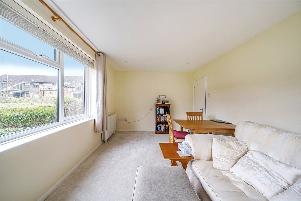 Property photo 2 of 19 Picture No. 03