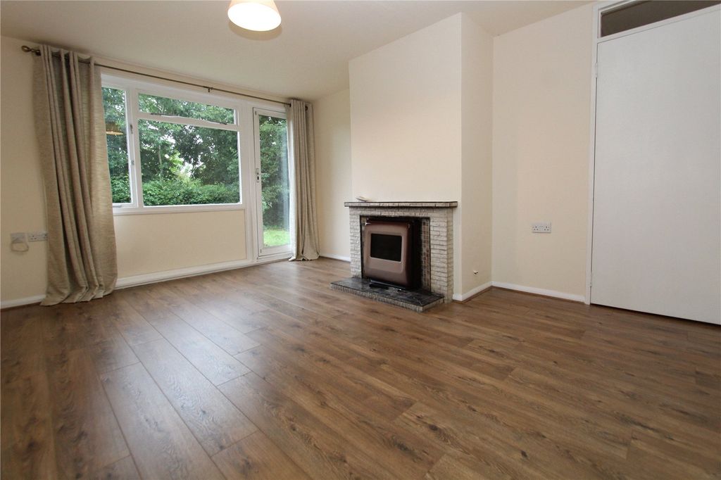 Property photo 2 of 10 Picture No. 15