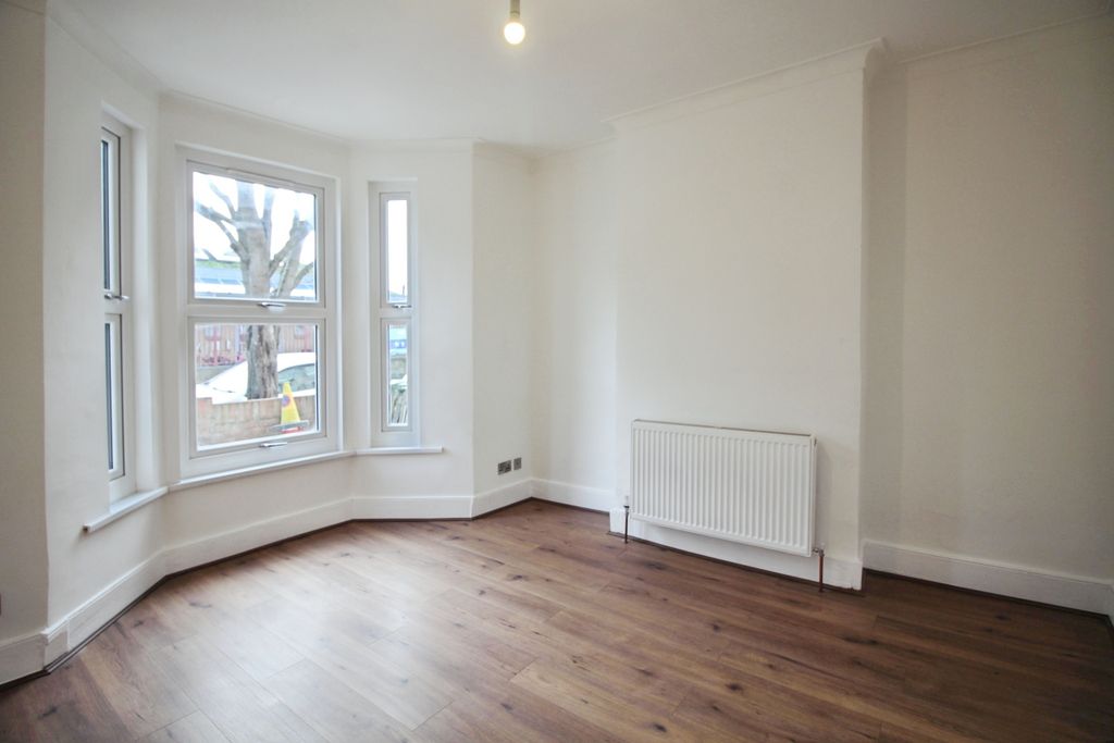 Property photo 2 of 16 5584905d-Img_7213.Jpg