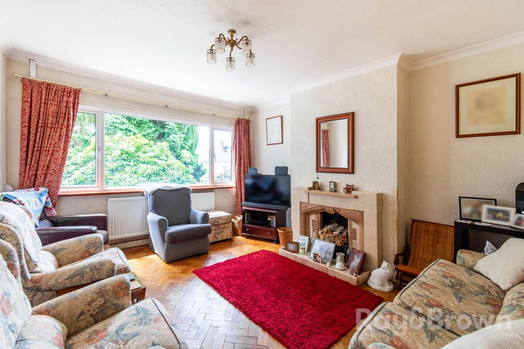 Property photo 2 of 51