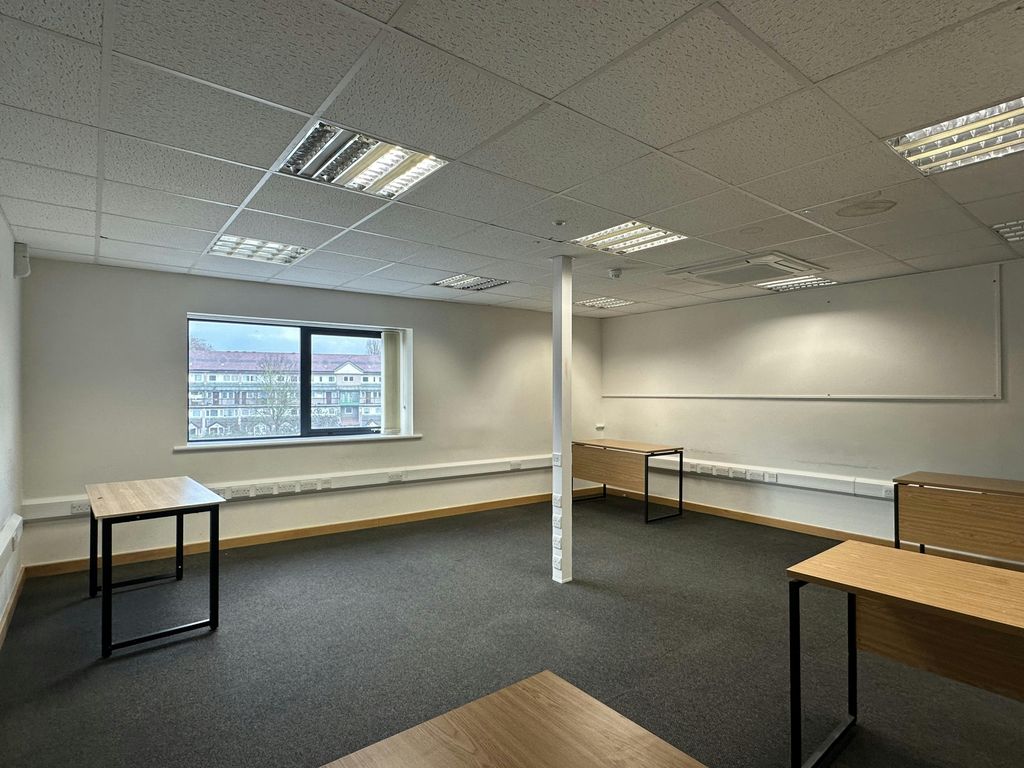 Property photo 3 of 6 Img_8975.Jpeg