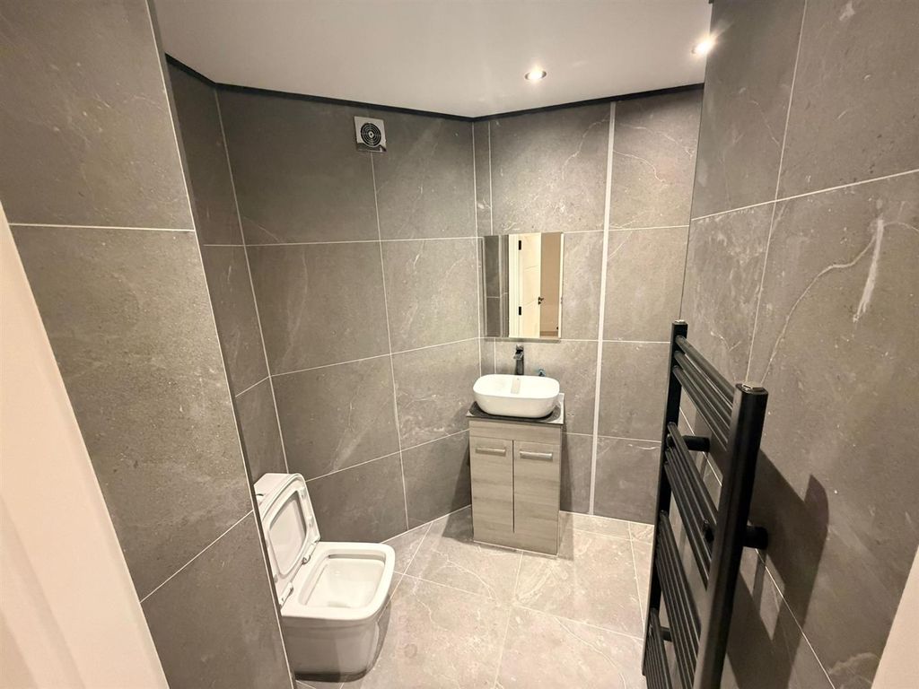 Property photo 3 of 8 Flat 3 Bex V7.Jpg