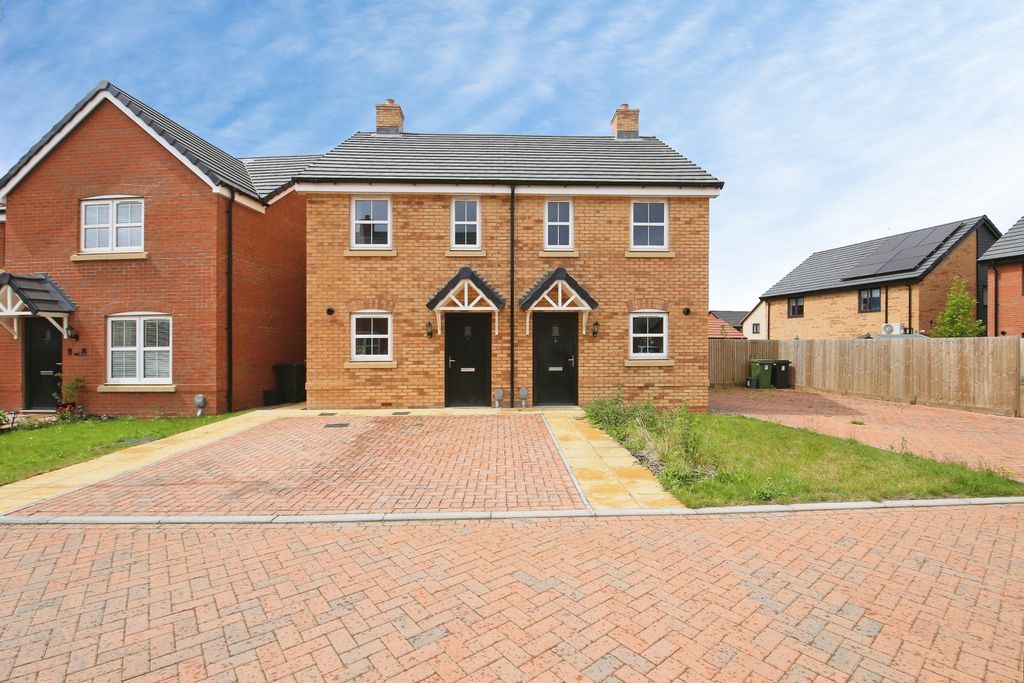 Property photo 1 of 20