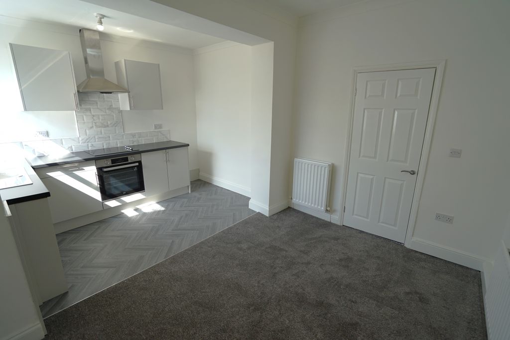 Property photo 3 of 7 Dsc03914