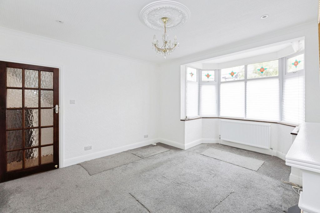Property photo 3 of 22 Pbox-Img.Jpg