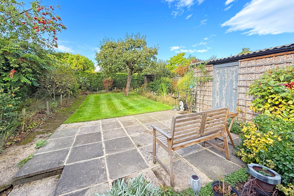 Property photo 2 of 11