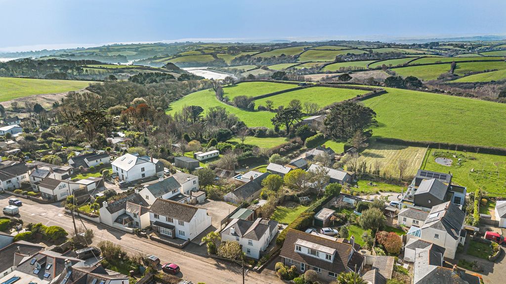 Property photo 2 of 31 4865564