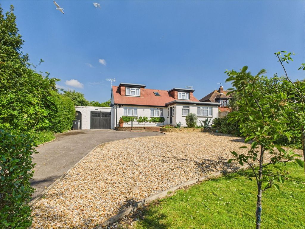 Property photo 1 of 40