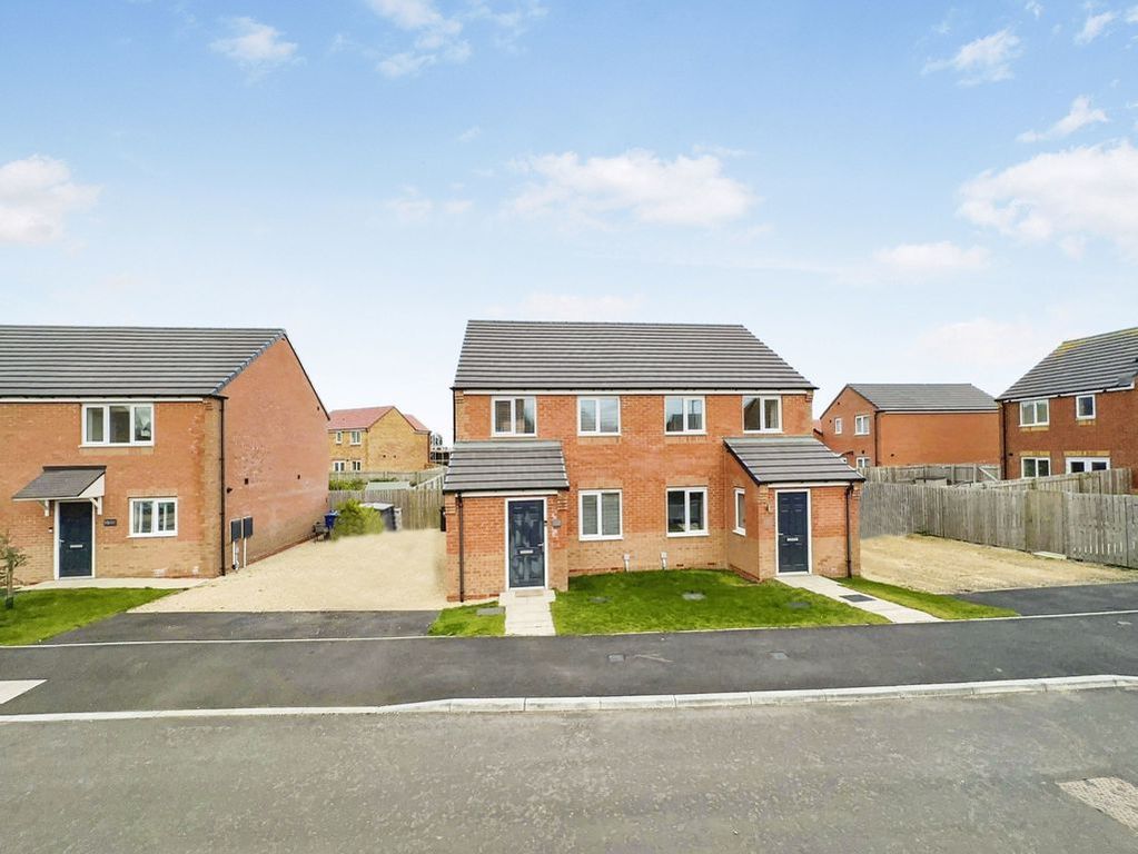 Property photo 1 of 20 Photo 7