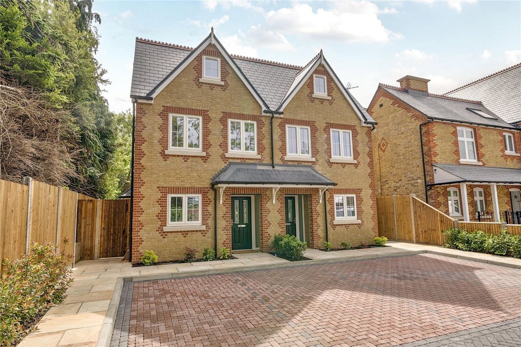 Property photo 2 of 24 Picture No. 02