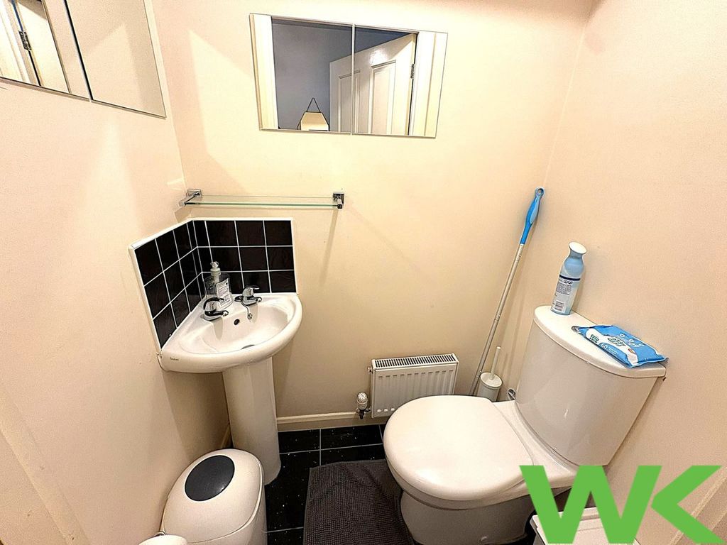 Property photo 3 of 20