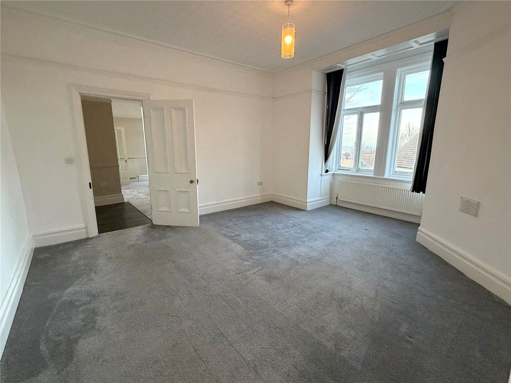 Property photo 3 of 15 Picture No. 09