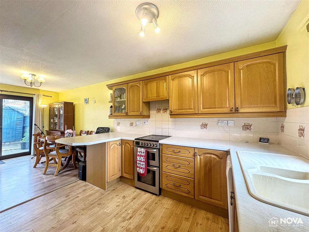 Property photo 3 of 21 Img_4160.Jpg