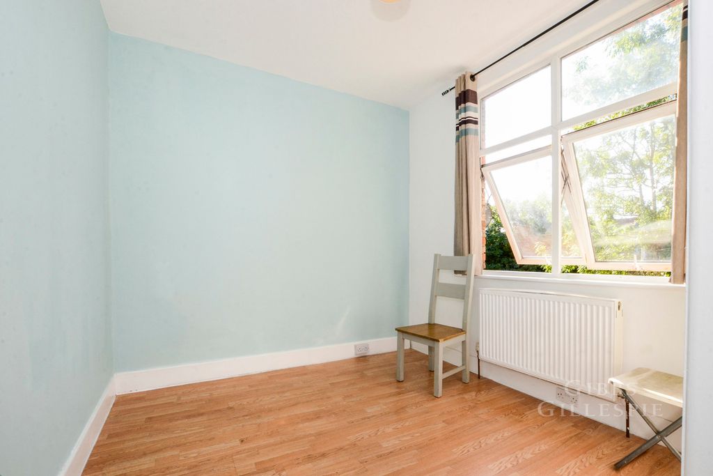 Property photo 3 of 17 Pbox-Img.Jpg