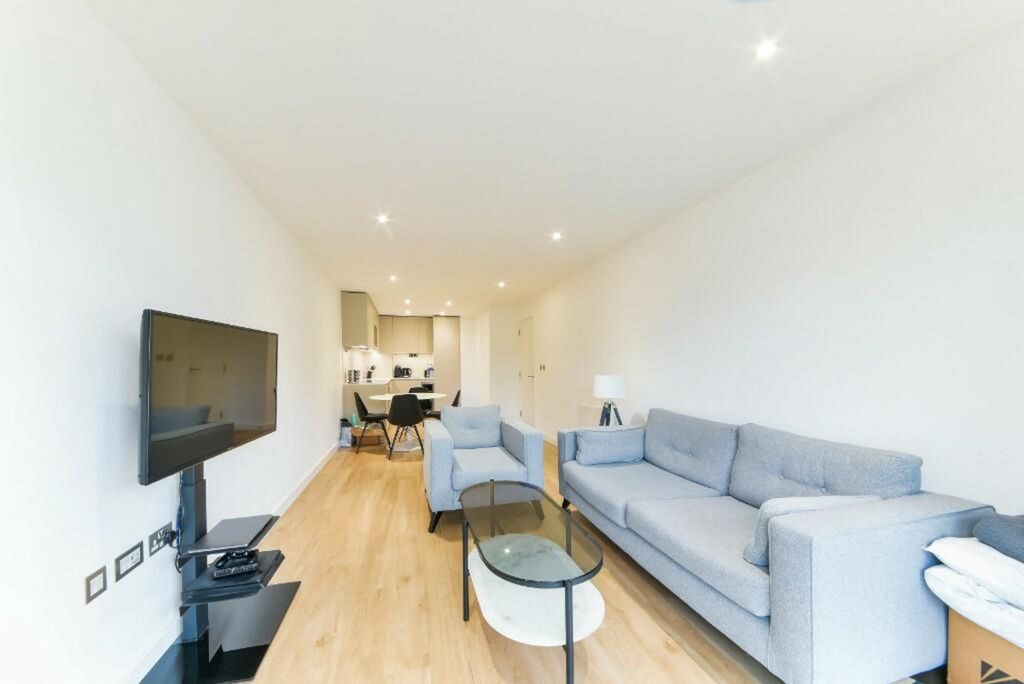 Property photo 3 of 12