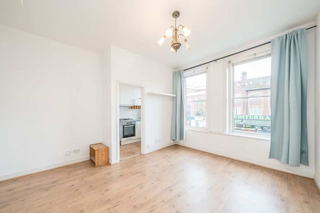 Property photo 1 of 4