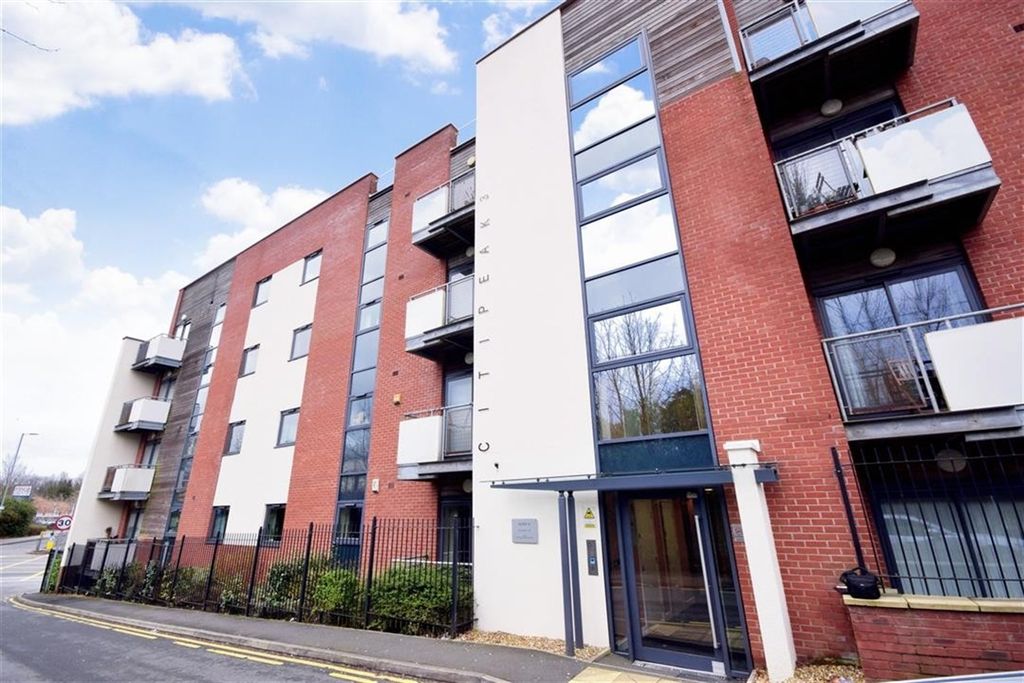 Property photo 1 of 10 (Main)