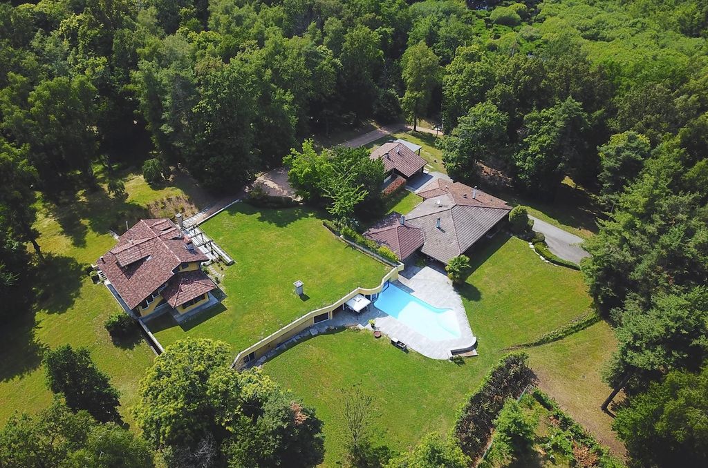 Property photo 3 of 16 <Alttext/>