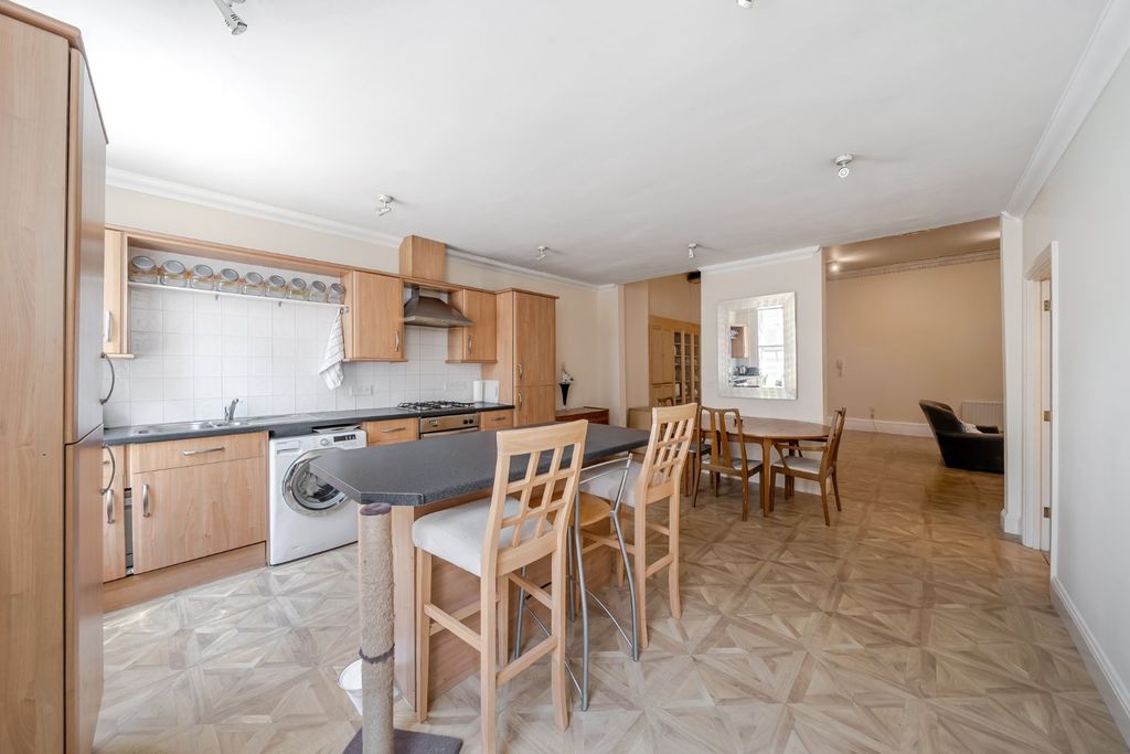 Property photo 3 of 14 Picture No. 03