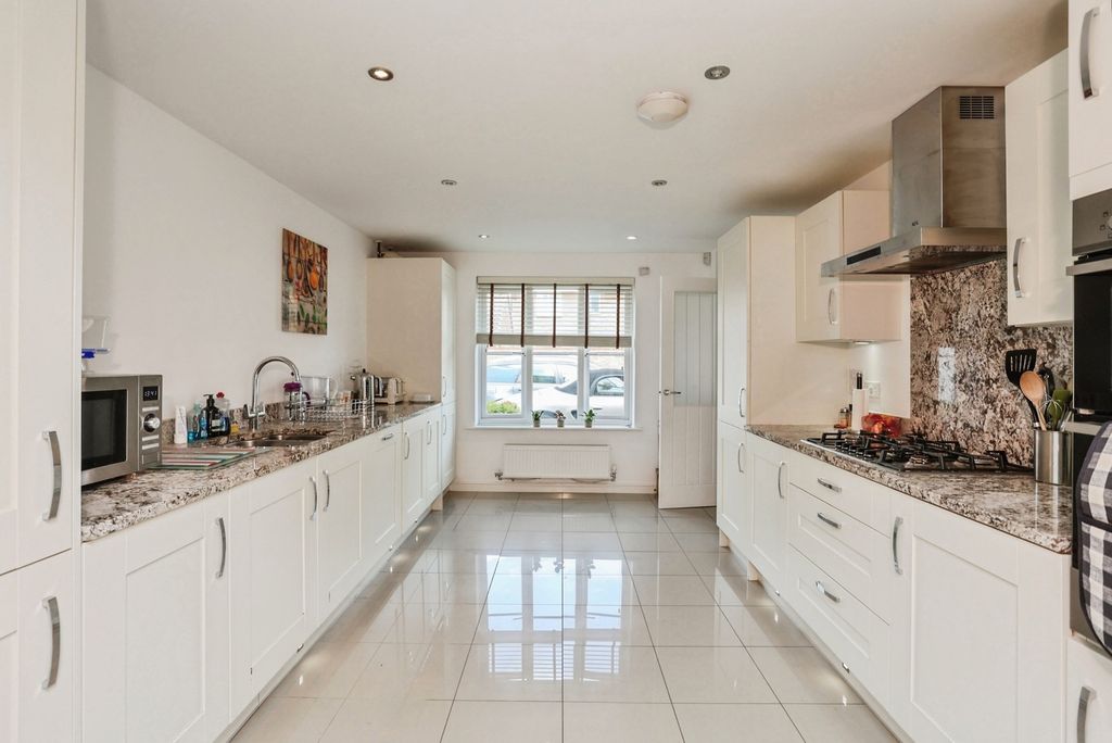 Property photo 1 of 17 Photo