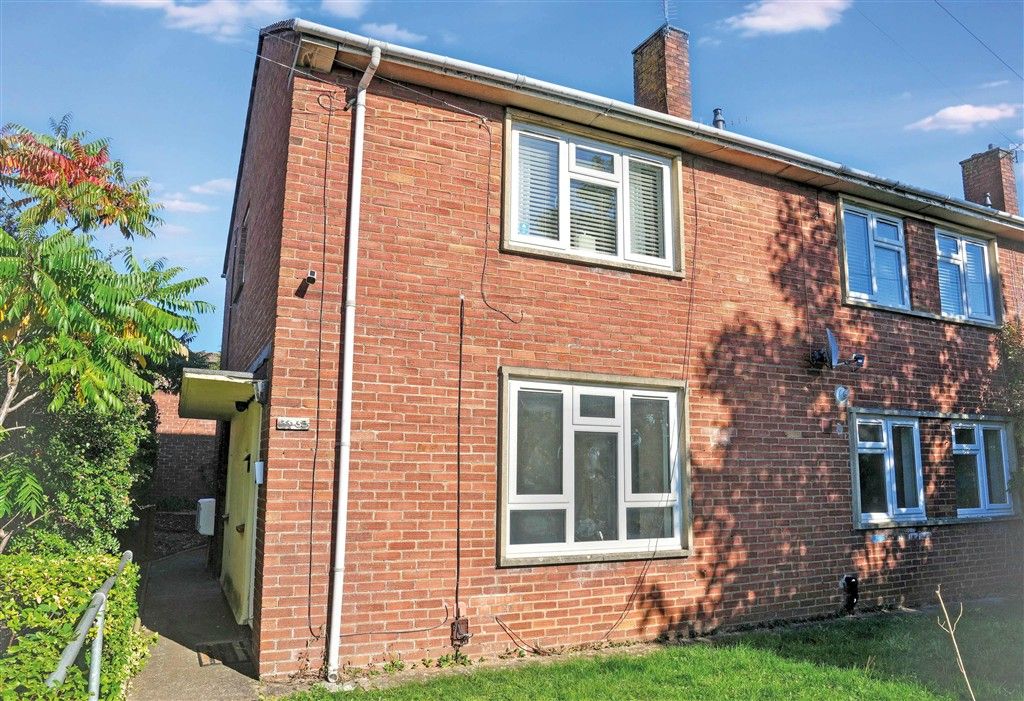 Property photo 1 of 8