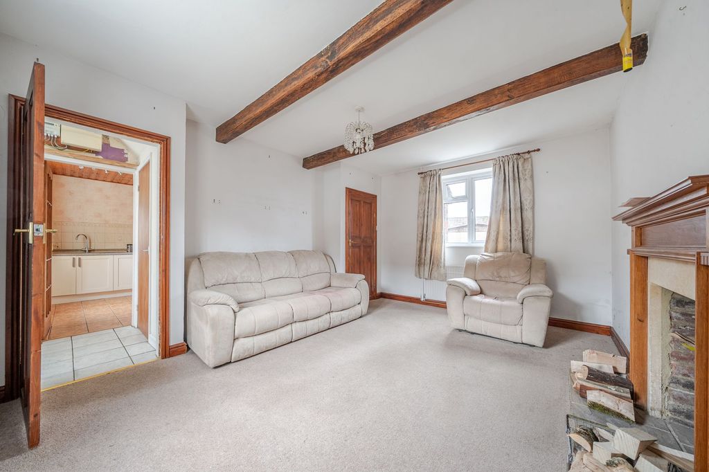 Property photo 2 of 16 Living Room