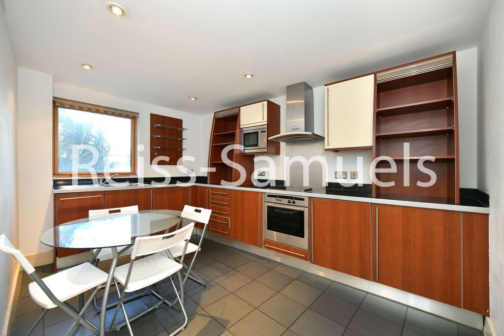 Property photo 2 of 29