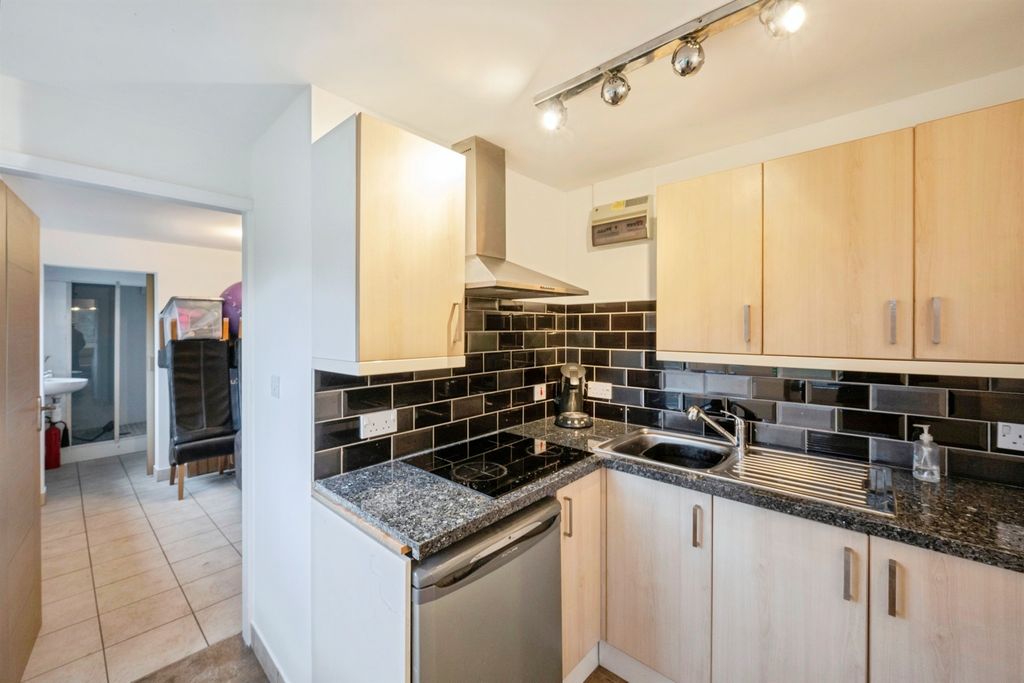 Additional image 19 of 5 bed detached house for saleMelton Road, Sprotbrough, Doncaster DN5