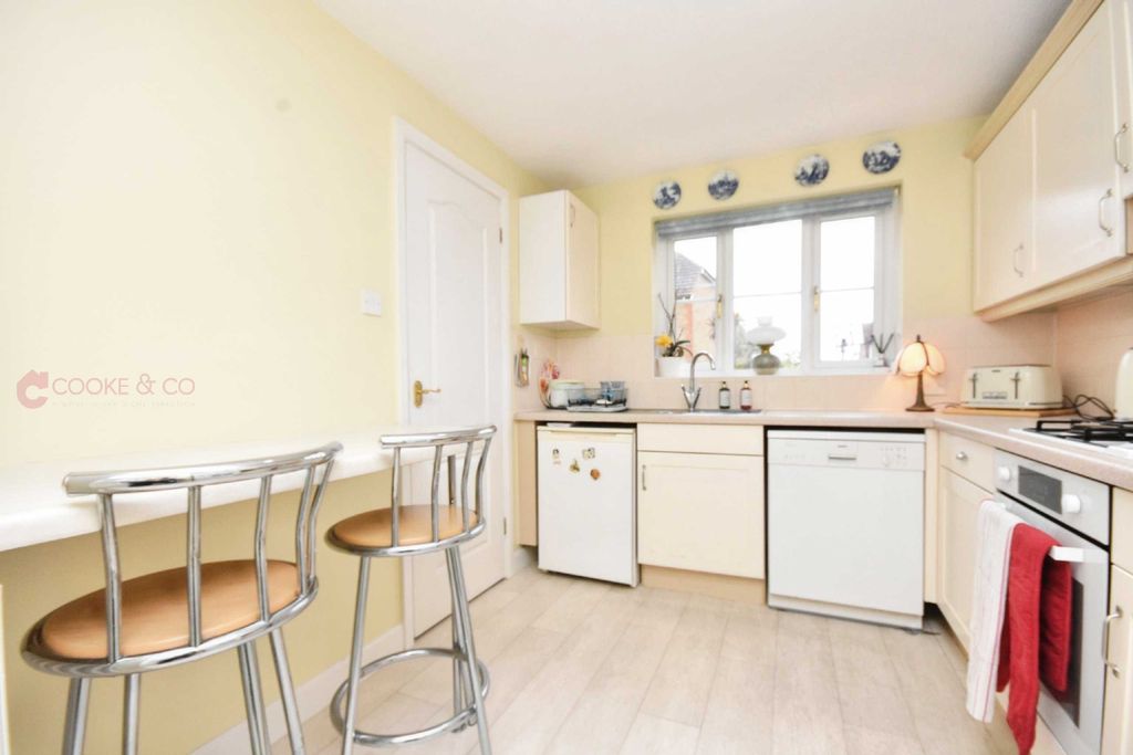 Property photo 3 of 17