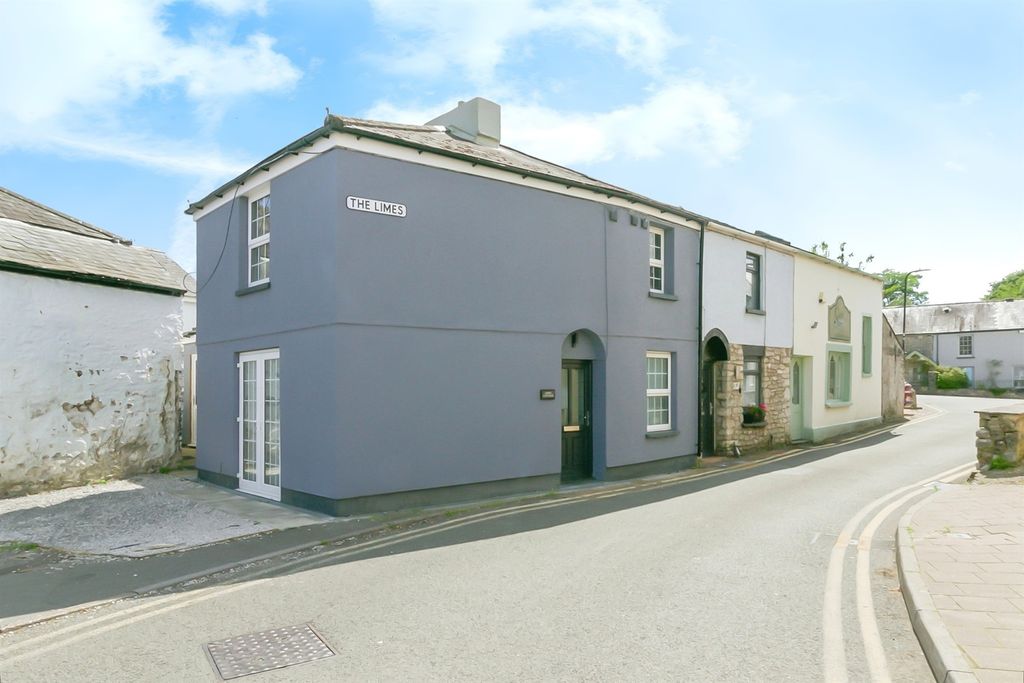 Property photo 1 of 14