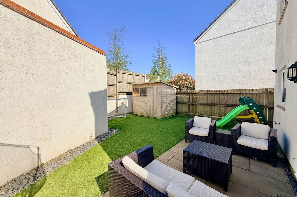 Additional image 16 of 3 bed detached house for saleRound Ring Gardens, Penryn TR10