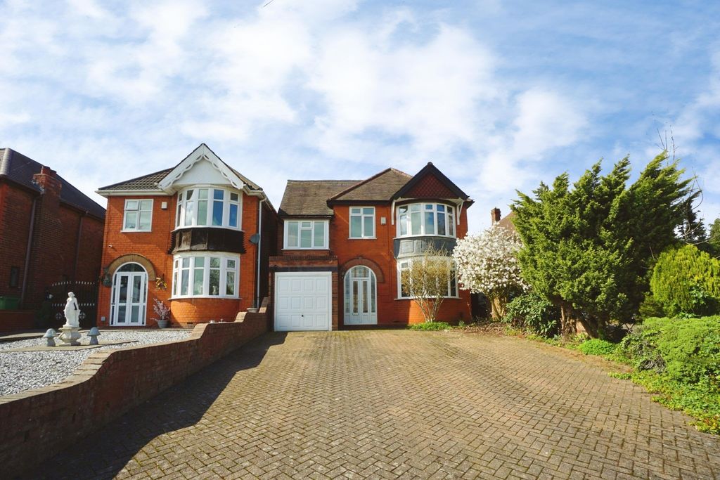 Property photo 1 of 20 Front View