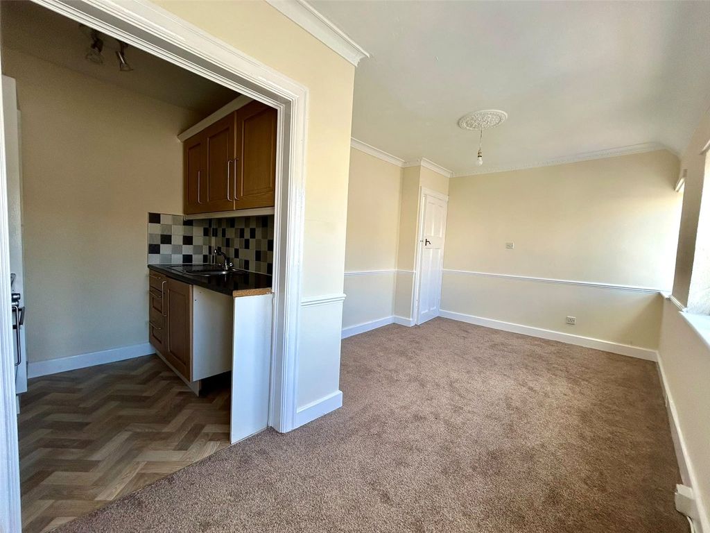 Property photo 2 of 8 Picture No. 04