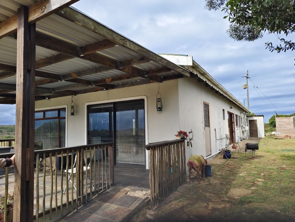 Property photo 2 of 40