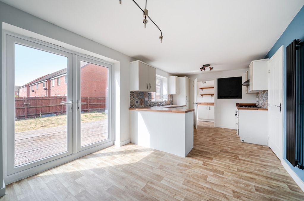 Property photo 2 of 30 1496941-24-6A689B60A2060
