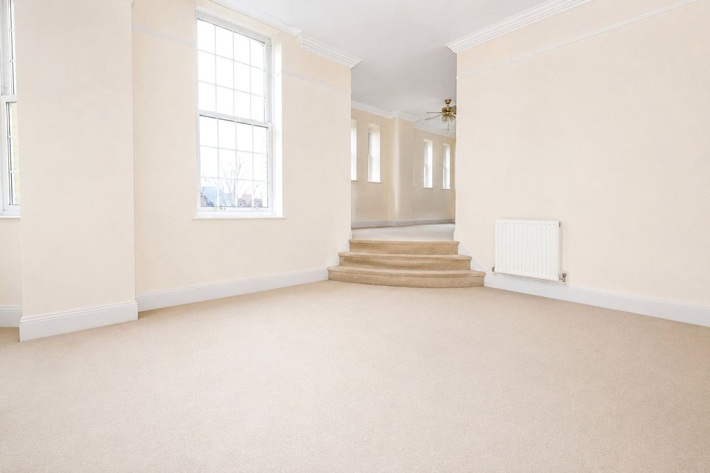 Property photo 2 of 13 Picture No. 20