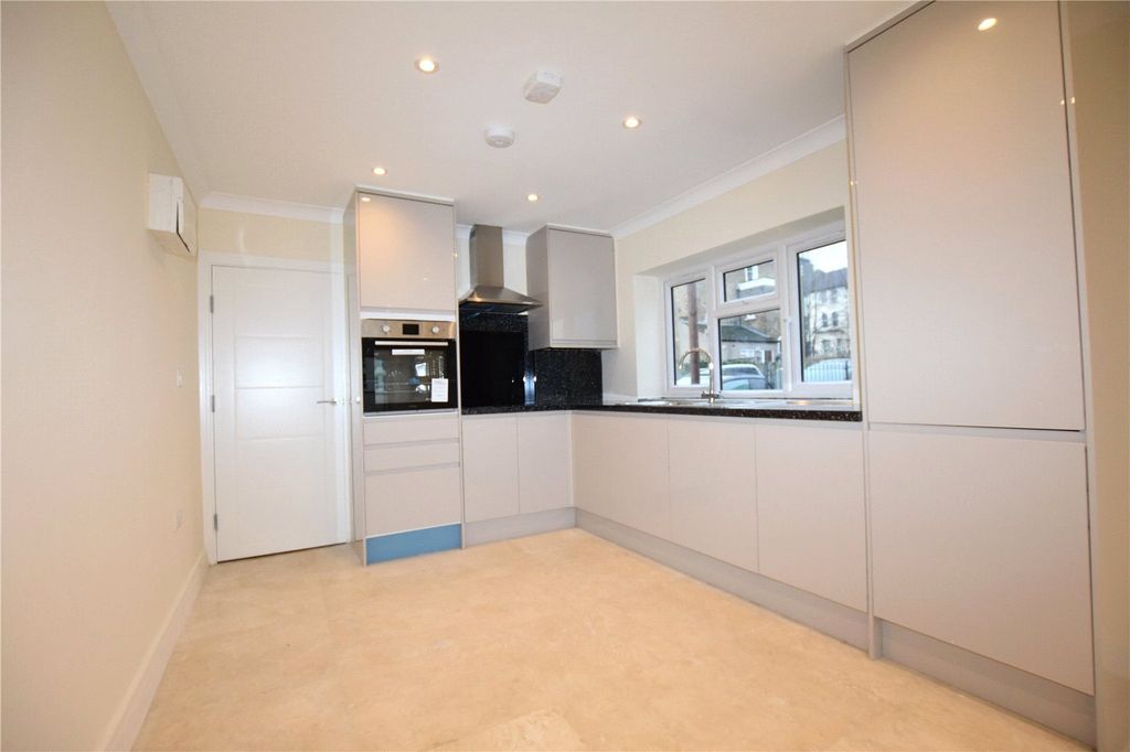 Property photo 3 of 10 Picture No. 03