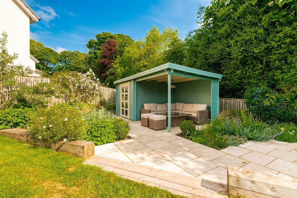 Property photo 2 of 20 Picture No. 85
