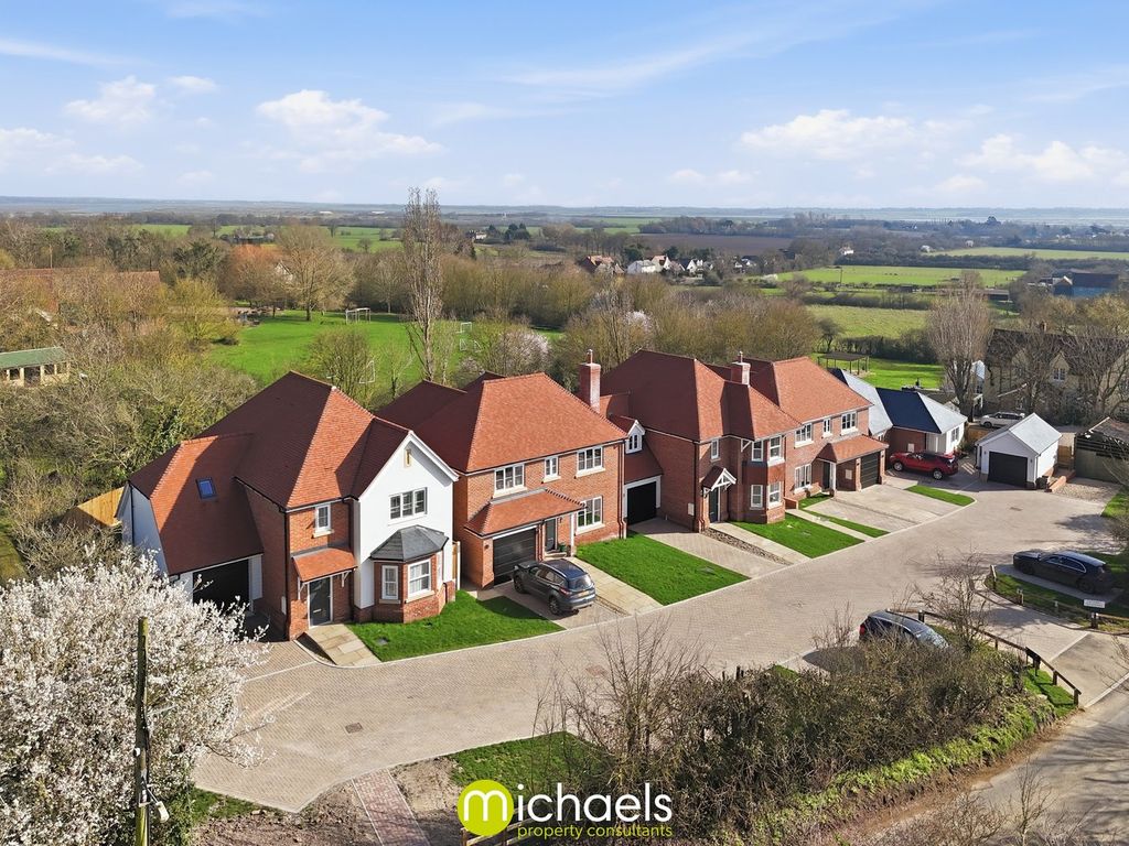 Property photo 3 of 46