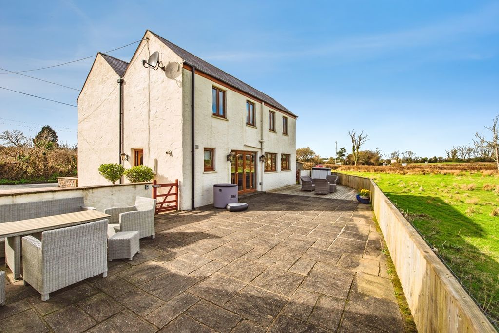 Additional image 16 of 4 bed detached house for saleClayford Road, Kilgetty, Pembrokeshire SA68
