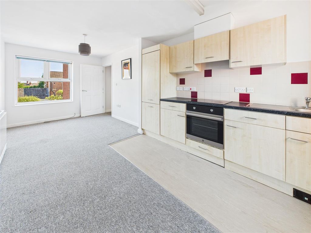 Property photo 2 of 7