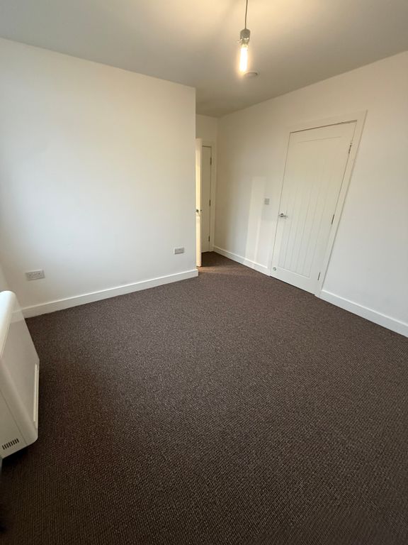 Property photo 3 of 4 Img_1732