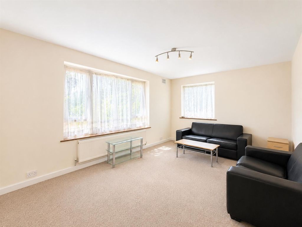 Property photo 2 of 8 Reception Room