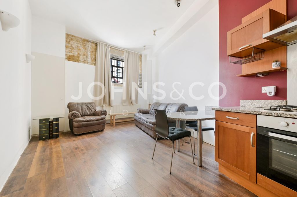 Property photo 1 of 11