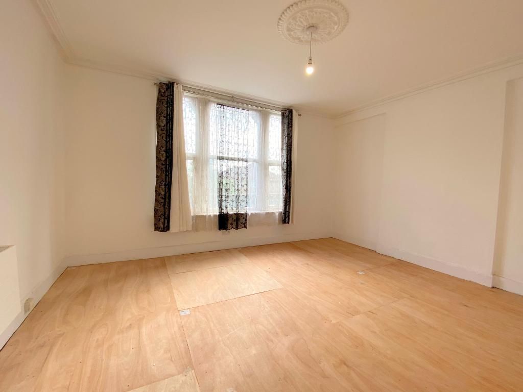 Property photo 2 of 9 Photo 2