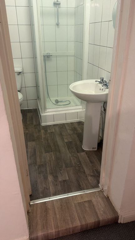 Property photo 3 of 3