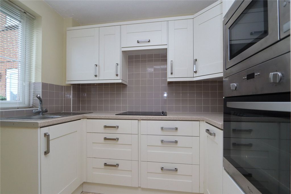 Property photo 2 of 12 Picture No. 07